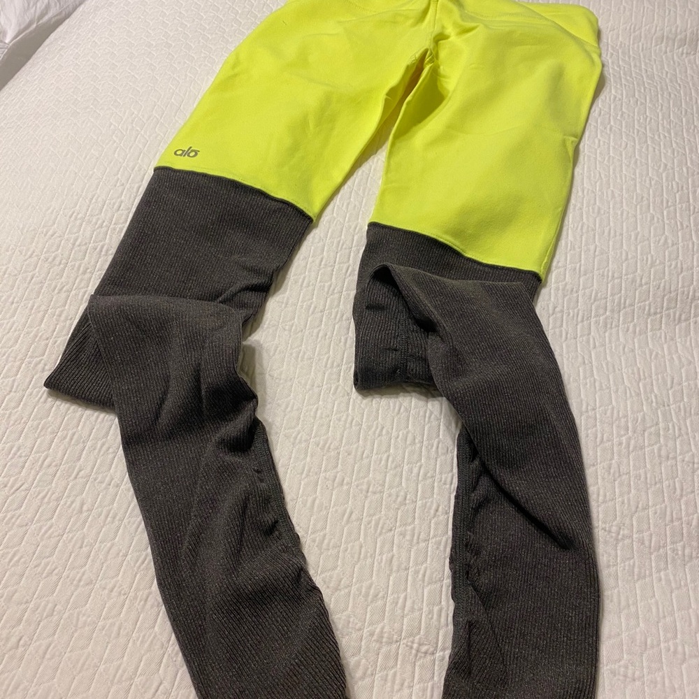 ALO yoga pants